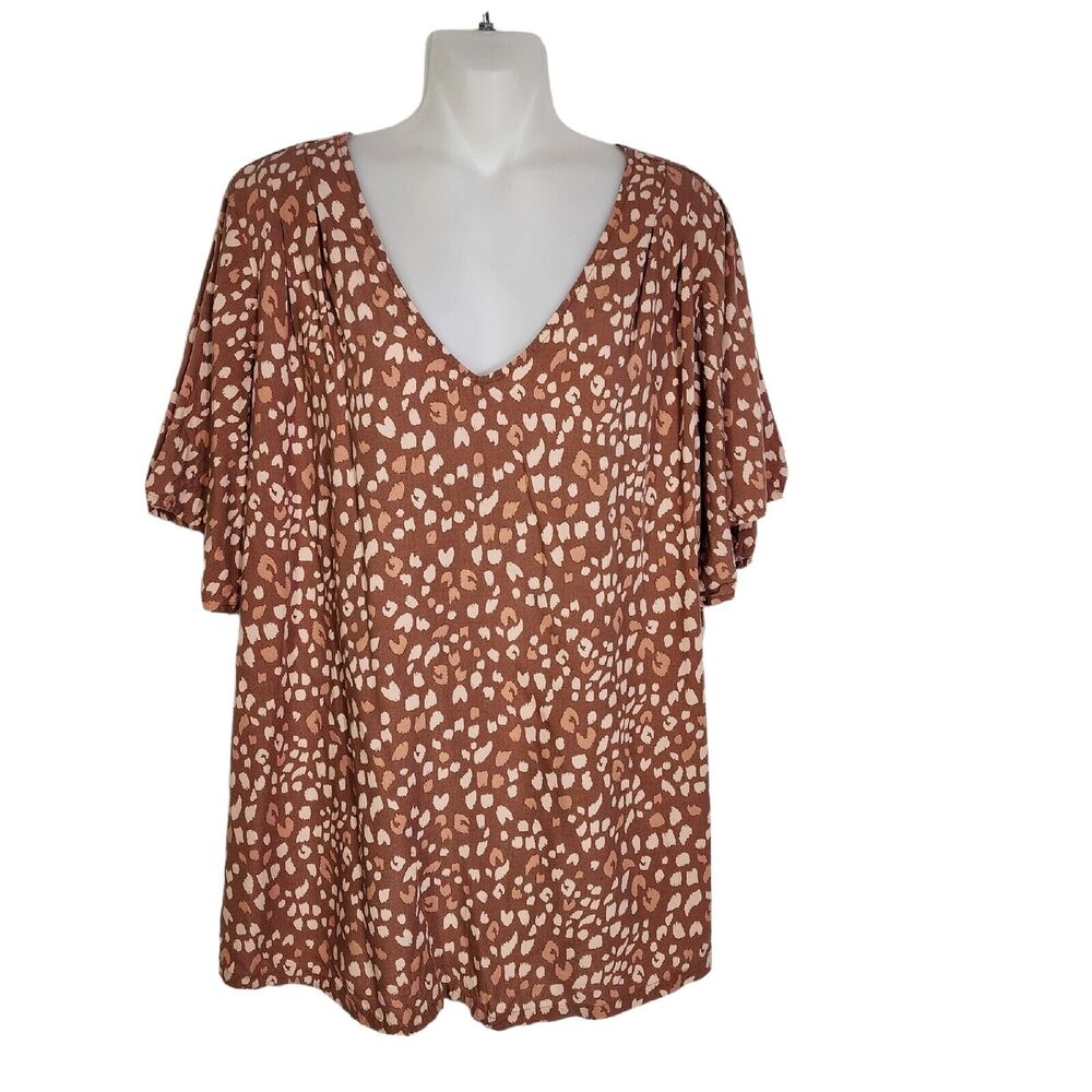 Ingrid & Isabel Maternity Top Large Short Sleeve Animal Print Woven Brown V Neck